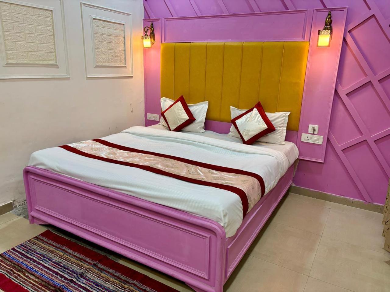 Hotel Amar Массури Экстерьер фото